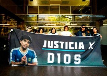 Anularon el juicio por la muerte de Maradona