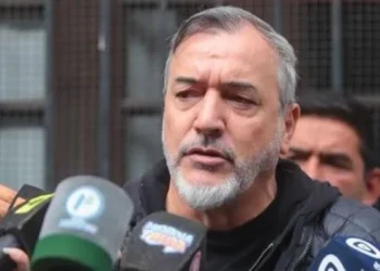 Aguiar: «Logramos frenar el decreto antihuelga de Milei»