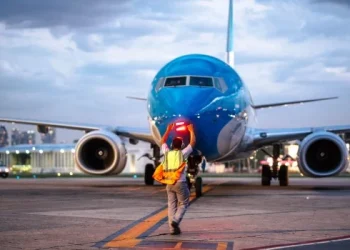 Aerolíneas Argentinas califica de “político” el paro de pilotos dispuesto para este martes