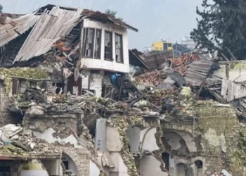 Un terremoto de 5,8 sacudió Turquía: murió una adolescente y hay 69 heridos