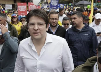 Conmoción en Colombia: Hirieron a balazos al aspirante presidencial de derecha Miguel Uribe Turbay