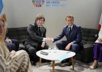 Milei y Macron acuerdan potenciar el Plan Nuclear Argentino