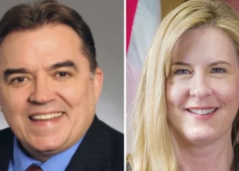 Asesinaron a una congresista de EE.UU. y a su esposo en Minnesota