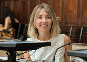 Legisladora se opone al convenio que firmó la Provincia por las rutas nacionales: “Es un esquema de sumisión jurídica”