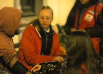 Abrigo, comida y escucha: el trabajo silencioso de los voluntarios que ayudan a los “sin techo” de San Rafael