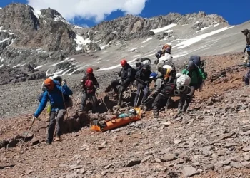 Mendoza busca cobrar por los rescates en la alta montaña