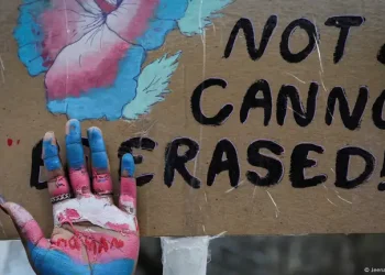 Corte Suprema de Estados Unidos avala ley que prohíbe transición de género para menores