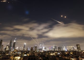 Oleada de misiles entre Israel e Irán: escala el conflicto en Medio Oriente