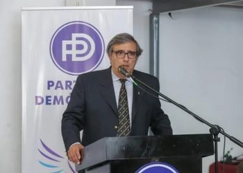El Partido Demócrata define su rumbo electoral y abre la puerta a futuras alianzas con la centroderecha