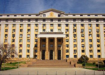 Mendoza avanza en una ley para sancionar y responsabilizar judicialmente a funcionarios por demoras administrativas