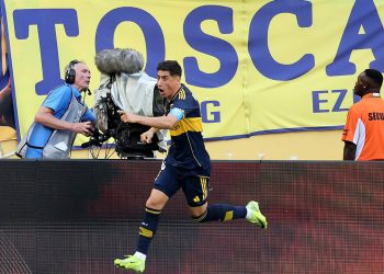 Boca dejó escapar una ventaja de dos goles y Benfica se lo empató