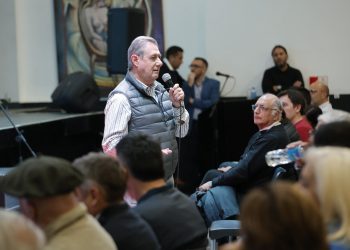 El intendente Félix se reunión con cientos de entidades y expuso las ventajas de la autonomía municipal