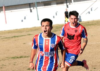 Pedal le ganó el Clásico a Huracán y lidera el Torneo Apertura en soledad