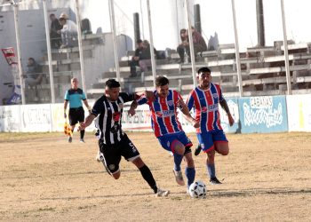 Pedal goleó a Monte Comán y es líder absoluto del Torneo Apertura