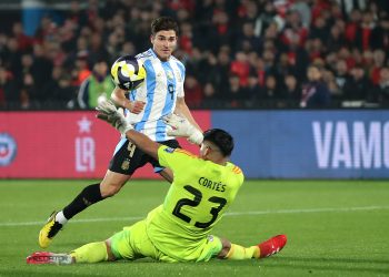 Argentina enfrenta a Colombia en el Monumental