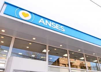 ANSES: Quiénes son los beneficiarios que accederán hasta $300.000 en julio 2025