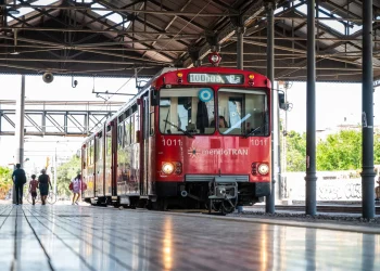El Gobierno confirmó un nuevo giro millonario para la obra de ampliación del Metrotranvía