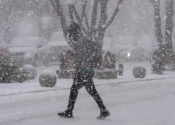 Alerta en la mitad del país por fuertes nevadas y vientos de más de 100 km/h: Mendoza entre las provincias afectadas