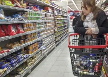 El 63,7% de los argentinos tiene dificultades para llegar a fin de mes