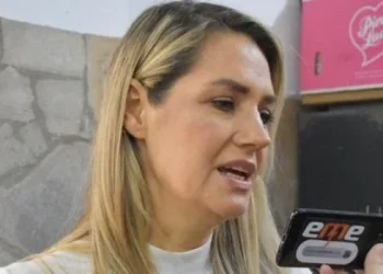 Losada aclaró que su voto fue «un gesto testimonial»