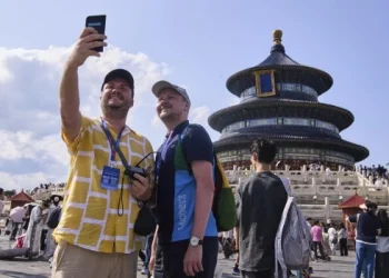 Para atraer turistas, China amplía la entrada sin visa a más de 70 países