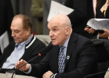Insólito: Espert tuvo que presidir el debate del proyecto de Garrahan que él mismo había rechazado