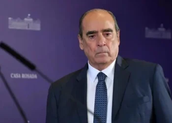 Francos le marca la cancha a Villarruel y exige “más solidaridad” con Milei para cerrar la interna libertaria