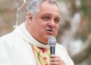 La Iglesia advierte del ‘abandono silencioso’ que sufren los adultos mayores y cuestiona recortes en áreas sensibles