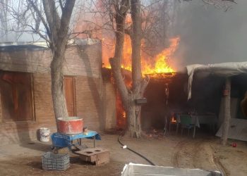 Un incendio en Colonia Gelman dejó a una familia sin nada: piden ayuda para reconstruir su hogar
