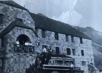 Una reliquia: recuperaron una histórica foto del Hotel Termas de El Sosneado y se hizo viral