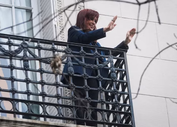 Vialidad: la Justicia intimó a Cristina Kirchner y al resto de los condenados a pagar $684 mil millones