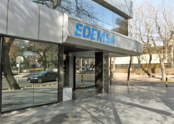 El EPRE aplicó nuevas sanciones a Edemsa y a una cooperativa eléctrica por deficiencias en el servicio