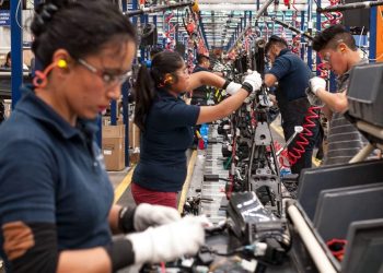 APYME expuso la crisis que vive el mercado interno y el desarme industrial por el dólar barato