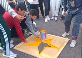 Pintaron una estrella amarilla en memoria del pequeño Francisco Flores, a seis meses de su trágico fallecimiento vial