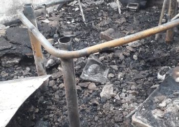 Una familia de Colonia Gelman perdió todo tras un incendio y solicita ayuda