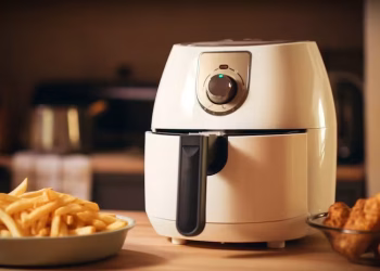 La función poco conocida de la freidora de aire que ayuda a resolver tus recetas