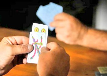 El club Independiente Calle Larga invita a participar de un campeonato de truco