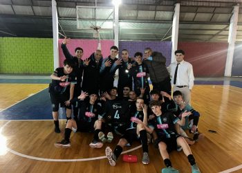 Amaral dio el batacazo, eliminó a Cementista y juega los cuartos de final
