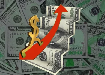 El dólar oficial alcanza el valor más alto y supera la mitad de la flotación fijada por el gobierno