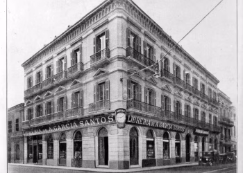Una joya en la provincia de Mendoza: la librería que conserva un incunable de 1476 y cuatro generaciones de historia