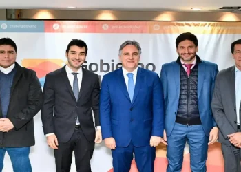 Cinco gobernadores lanzaron una alianza electoral federal para enfrentar a Javier Milei en las elecciones de octubre