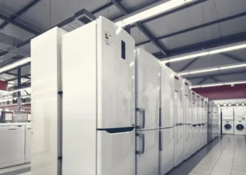 Ahora se podrán traer heladeras, lavarropas y cocinas de Chile: estos son los precios