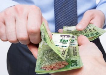 Preocupación en la microeconomía: según una encuesta el 93% de los mendocinos accede a créditos para gastos cotidianos y pagar préstamos