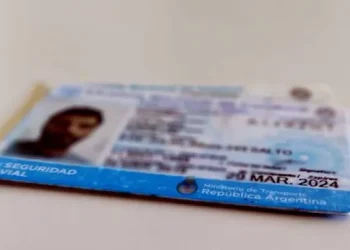 Licencia de conducir: el gobierno prohibirá la renovación del carnet a este grupo de personas