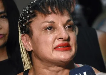 A 11 días del ACV, a Locomotora Oliveras le hicieron una traqueotomía y sigue en peligro