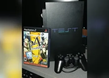 Compró una PlayStation por u$s2 pensando que era falsa y se llevó una sorpresa
