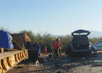 Rutas trágicas: Tres muertos y dos niñas en estado crítico tras un choque frontal en La Rioja