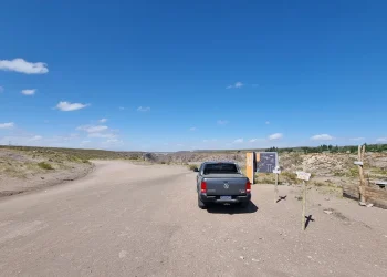 Prestadores y guías de turismo alertan por el uso en “contramano” del Cañón del Atuel y la falta de controles
