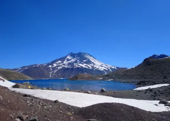 Sube la alerta a “amarillo” en el volcán Planchón-Peteroa: actividad sísmica en el sur mendocino