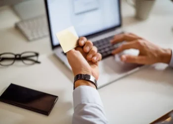 Cómo salir del Veraz, paso a paso, sin pagar a intermediarios: lo más recomendable